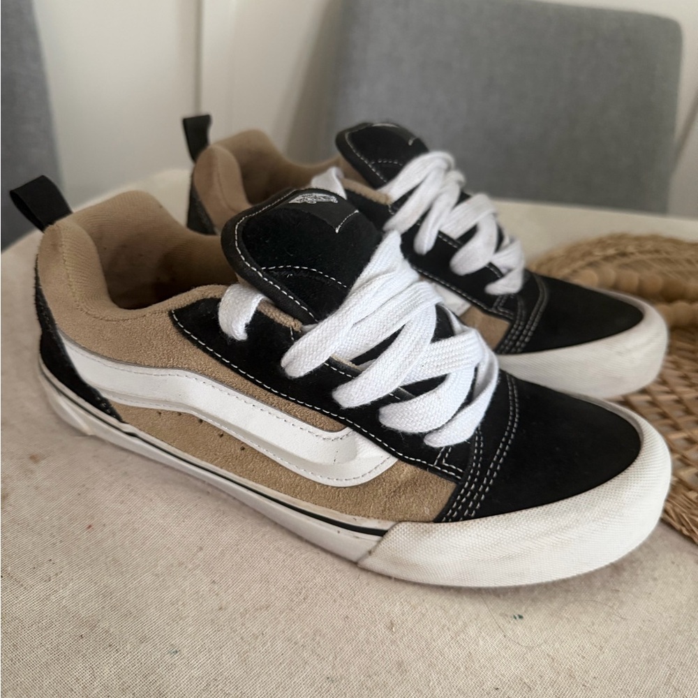 Vans KNU SKOOL Shoe Skater, Retro Chunky Size 7 Youth Woman’s 8 Light brown
